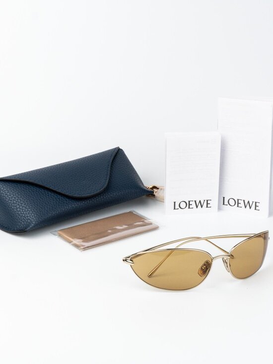 Loewe Women Sunglasses Gold Brown Wraparound LW40164U 32E  display picture 3